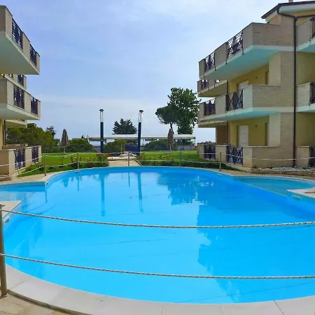 Locazione Turistica Green Bay.7 * Pineto
